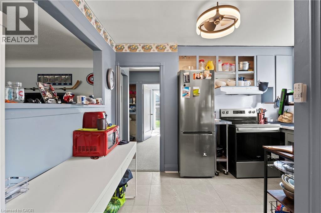 25 EAST 39TH Street, Hamilton, Ontario, L8V4G9 — Photo 7