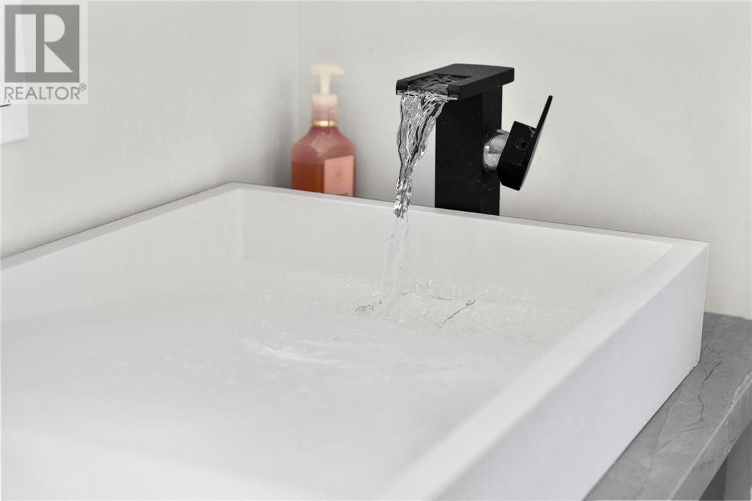 1836 Yorkshire Drive, Val Caron, Ontario, P3N1R9 — Photo 35