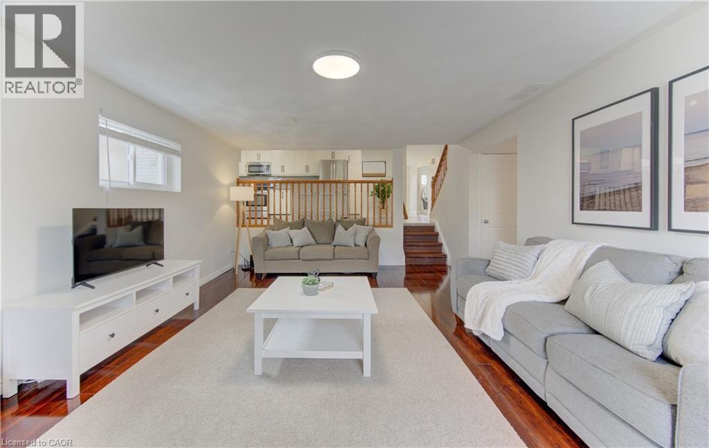 198 THE COUNTRY Way, Kitchener, Ontario, N2E2P4 — Photo 17