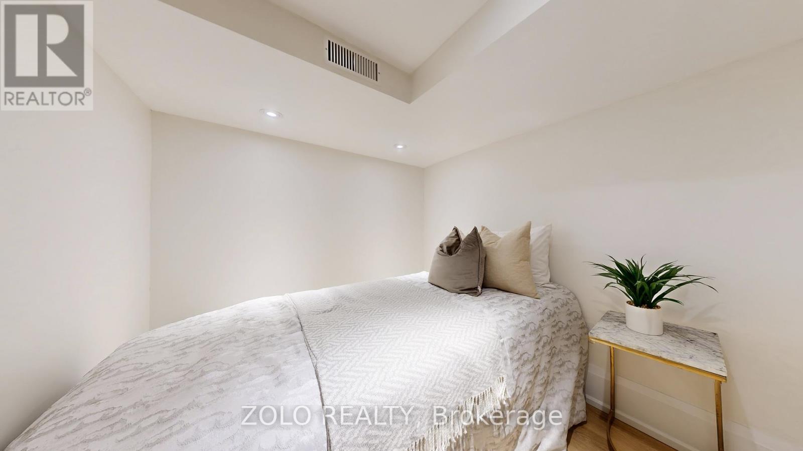 98 WOODMOUNT AVENUE, Toronto (Danforth), Ontario, M4C3Y2 — Photo 38