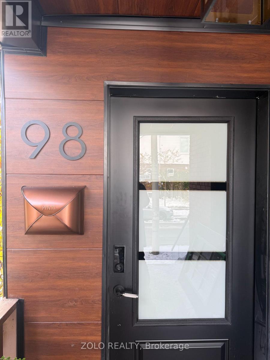 98 WOODMOUNT AVENUE, Toronto (Danforth), Ontario, M4C3Y2 — Photo 4