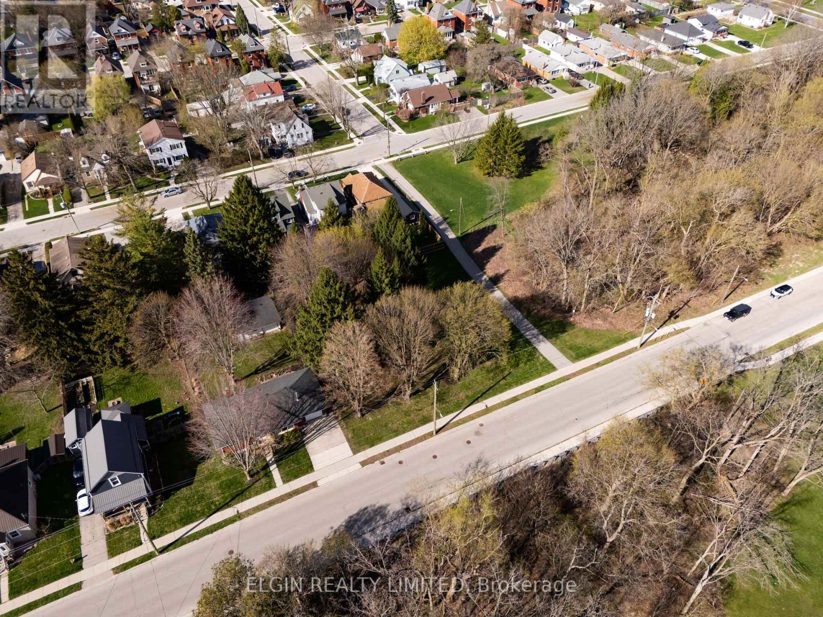 94 CHESTNUT STREET, St. Thomas, Ontario, N5R2A9 — Photo 4