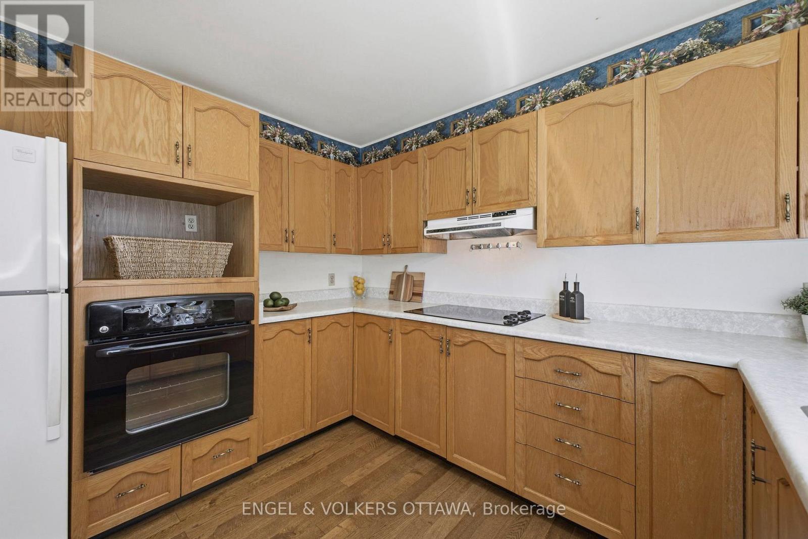 17 DURBIN COURT, Ottawa, Ontario, K2L3T7 — Photo 13