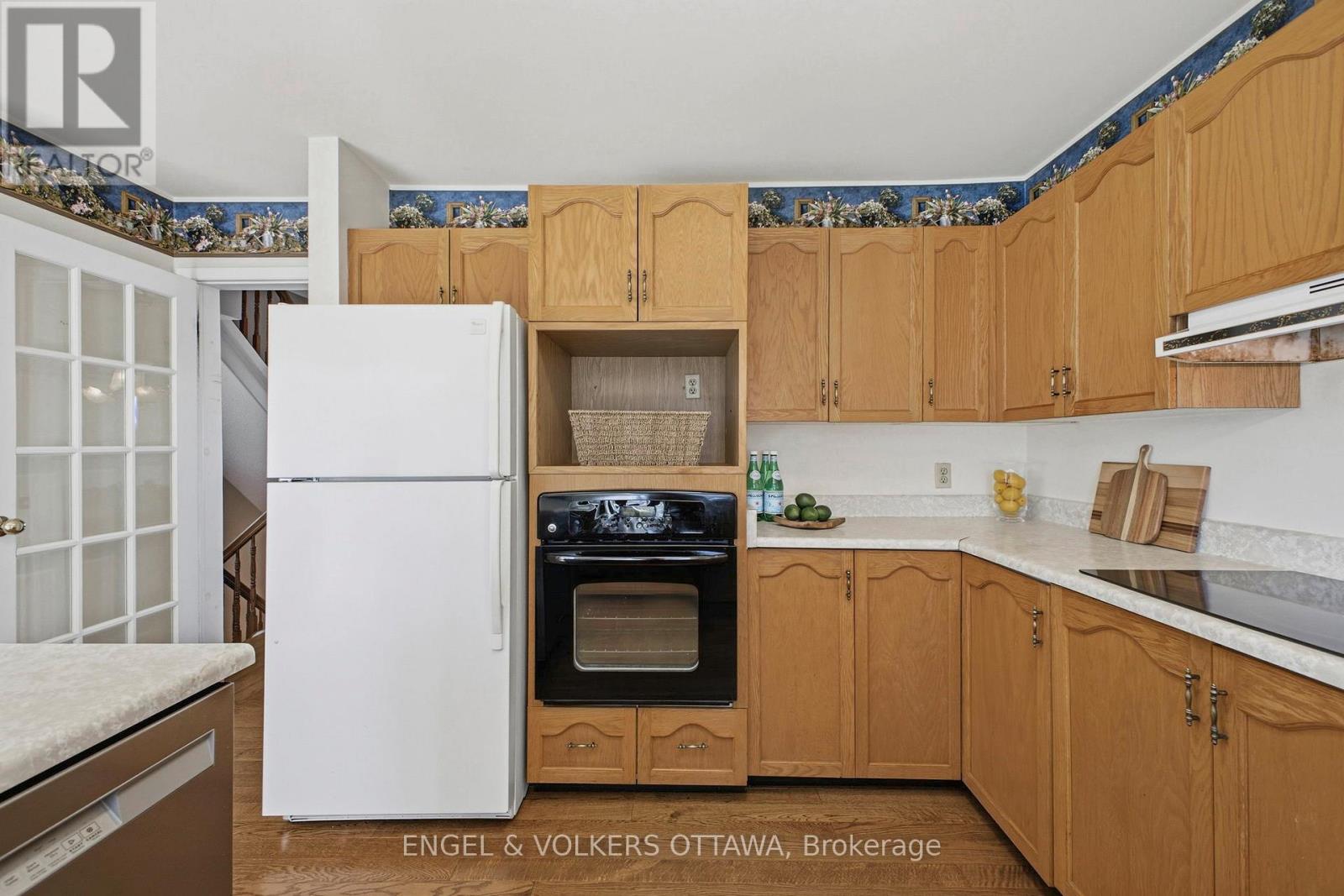 17 DURBIN COURT, Ottawa, Ontario, K2L3T7 — Photo 14