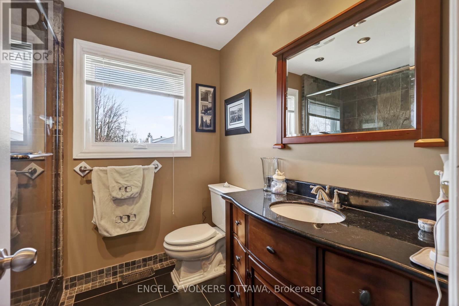 425 TANAGER BAY, Ottawa, Ontario, K1E2Z7 — Photo 30