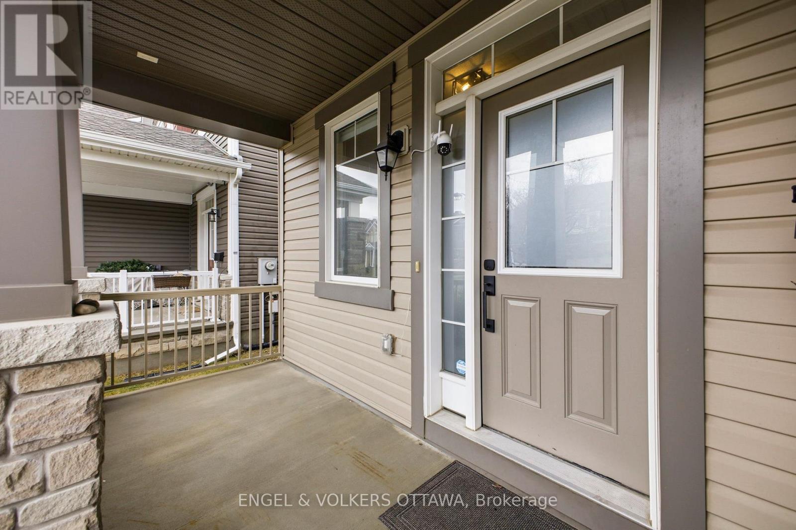 139 SWITCH GRASS CRESCENT, Ottawa, Ontario, K2J5Z3 — Photo 2