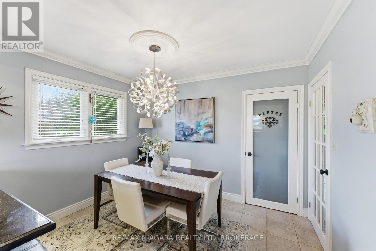 181 WOODSIDE DRIVE, St. Catharines (Glendale/Glenridge), Ontario, L2T1X7 — Photo 6