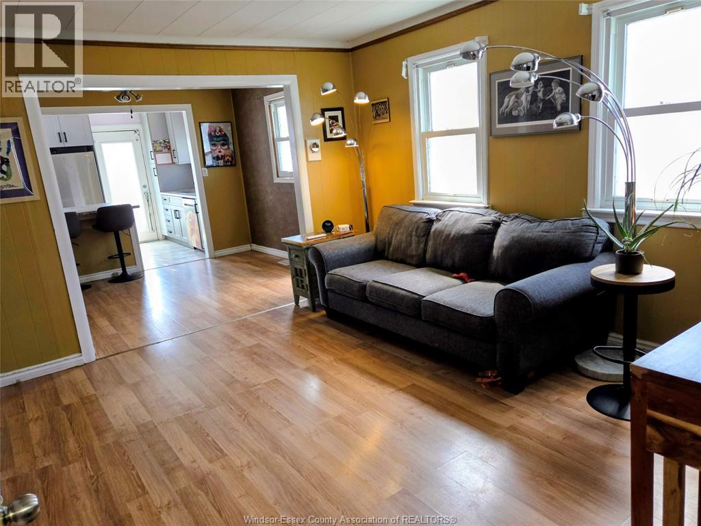 663 HILDEGARDE STREET, Windsor, Ontario, N8X2Z7 — Photo 4
