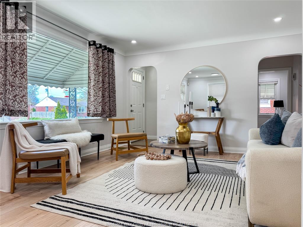 2628 RANDOLPH, Windsor, Ontario, N9E3C9 — Photo 4