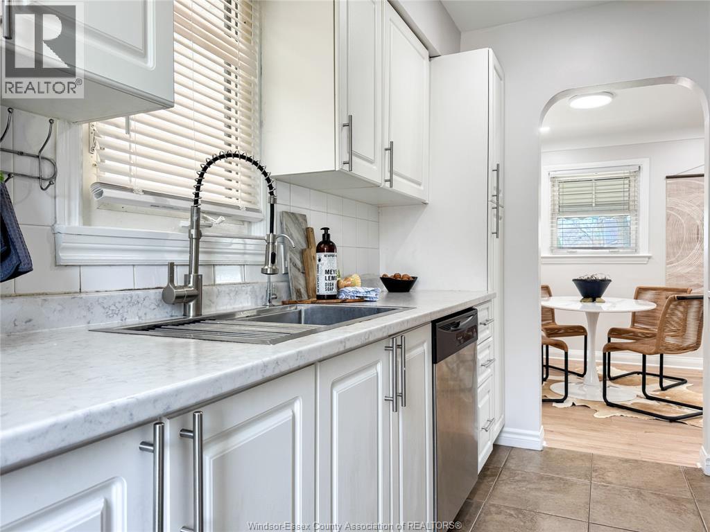 2628 RANDOLPH, Windsor, Ontario, N9E3C9 — Photo 8