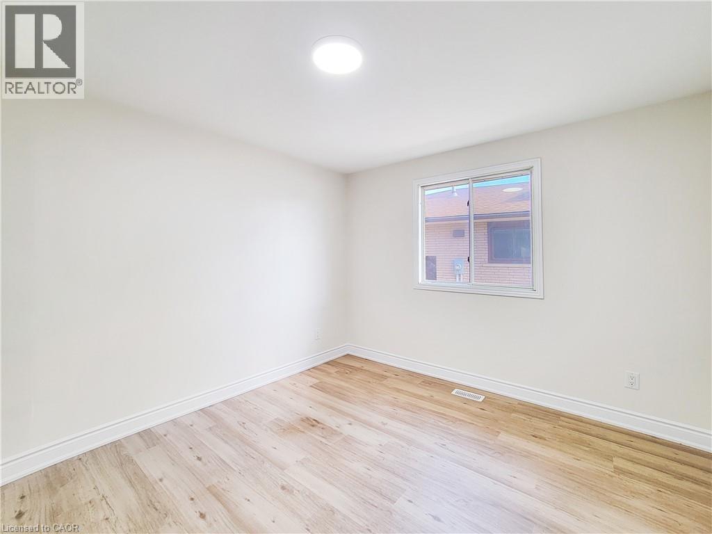 216 RAVENBURY Drive, Hamilton, Ontario, L8W2J1 — Photo 14