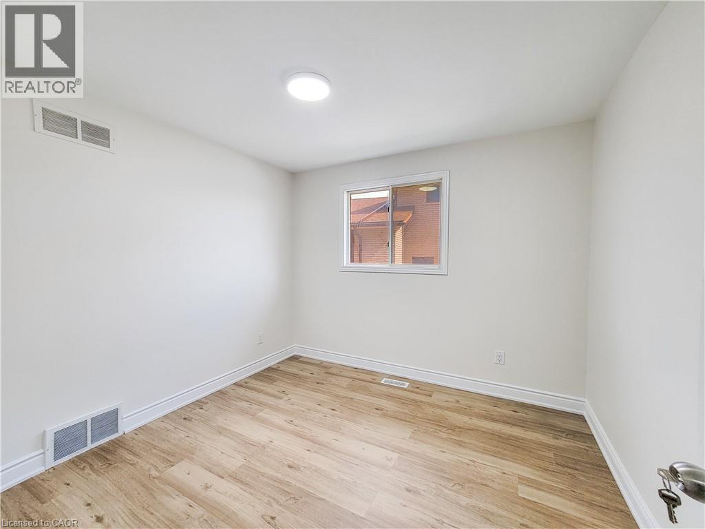 216 RAVENBURY Drive, Hamilton, Ontario, L8W2J1 — Photo 23