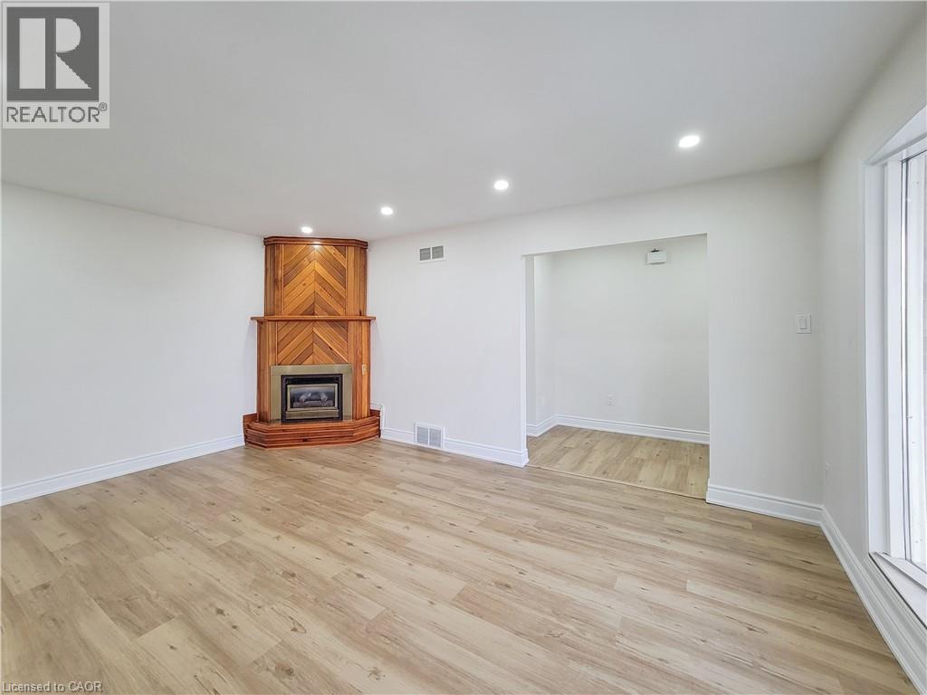 216 RAVENBURY Drive, Hamilton, Ontario, L8W2J1 — Photo 7