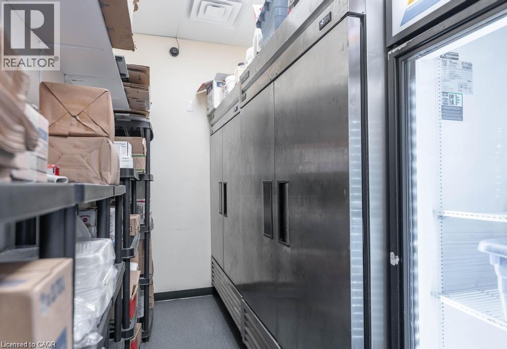 70 LIVINGSTON Unit# 2, Grimsby, Ontario, L3M1K9 — Photo 16