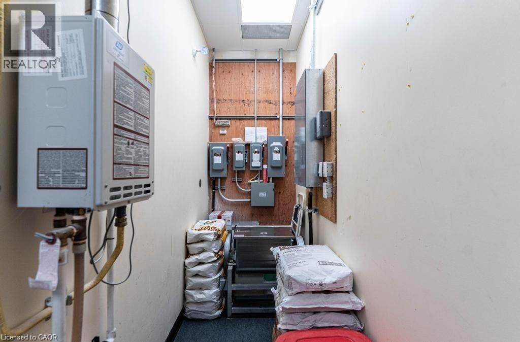 70 LIVINGSTON Unit# 2, Grimsby, Ontario, L3M1K9 — Photo 18
