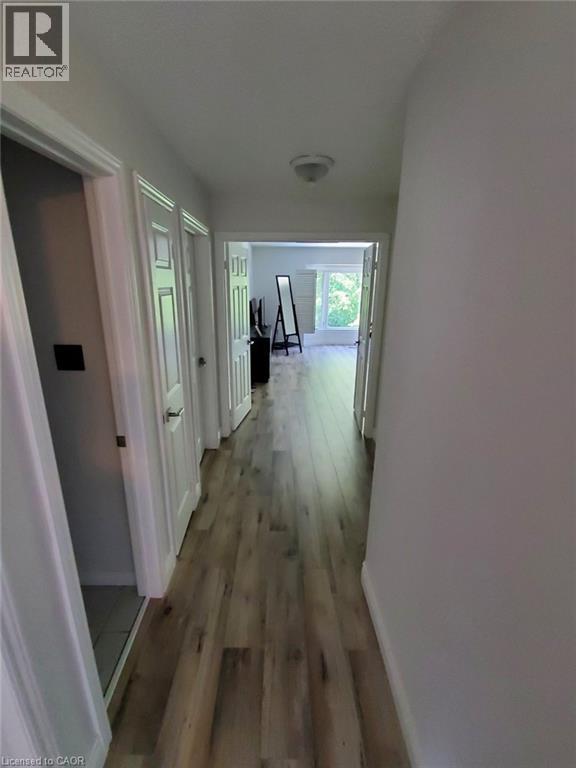 73 WATERFORD Crescent, Stoney Creek, Ontario, L8E4Z7 — Photo 10