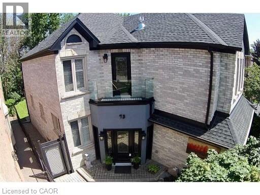 73 WATERFORD Crescent, Stoney Creek, Ontario, L8E4Z7 — Photo 2