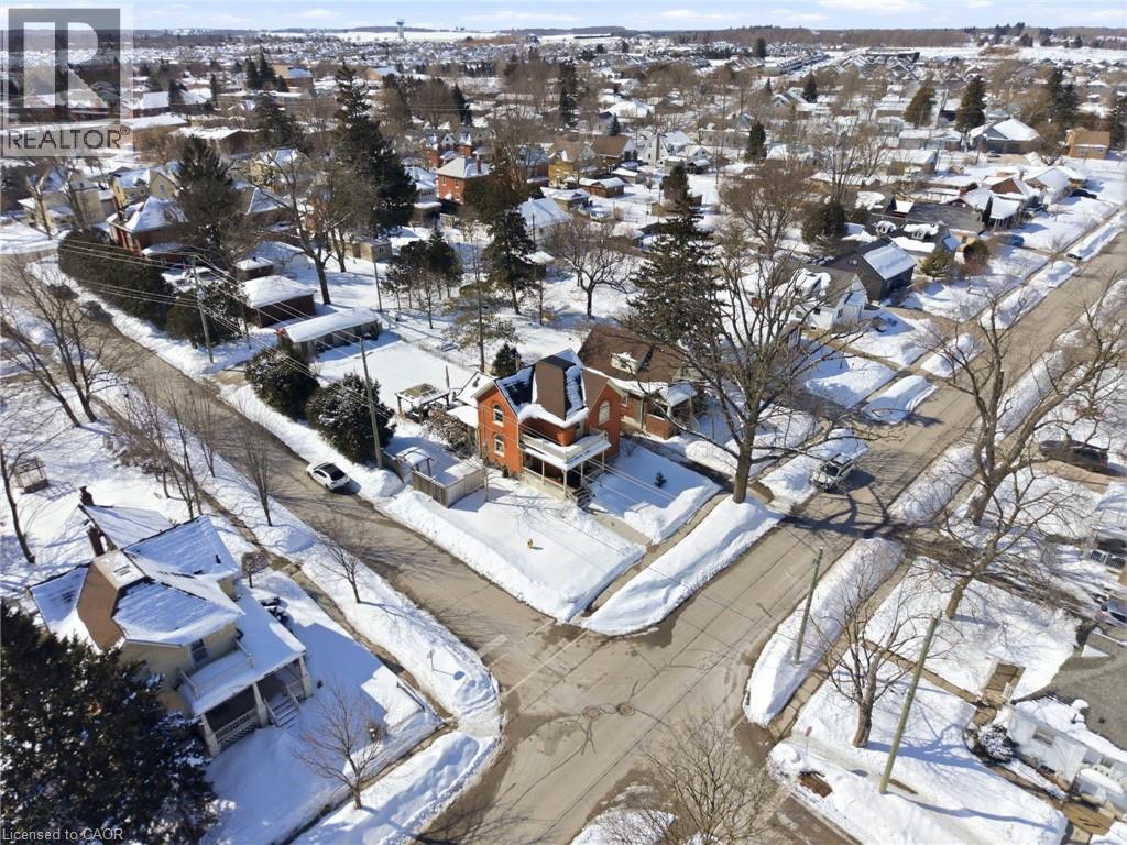 19 RIVERSIDE Drive W, Elmira, Ontario, N3B1R4 — Photo 32