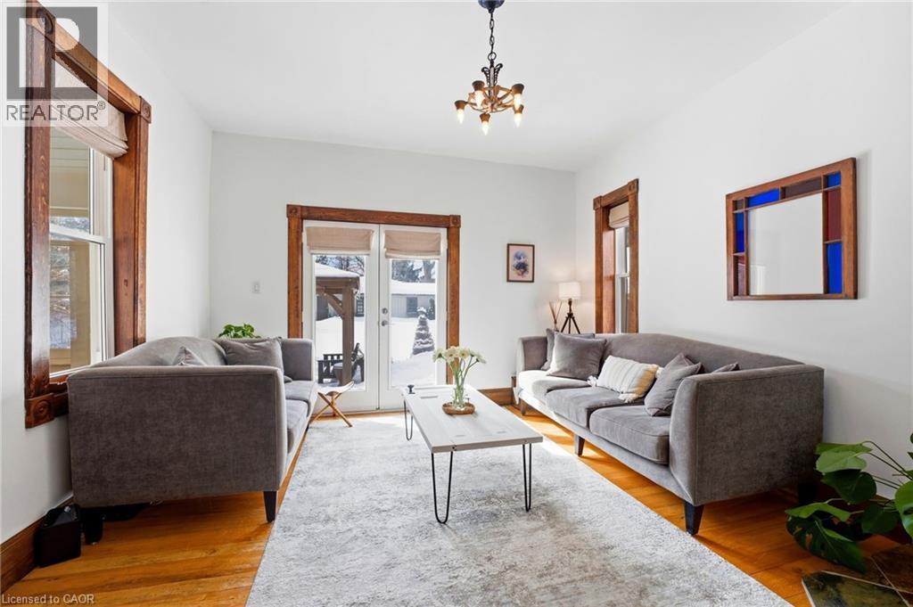 19 RIVERSIDE Drive W, Elmira, Ontario, N3B1R4 — Photo 6