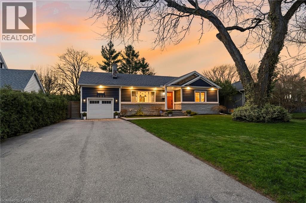 2223 DEYNCOURT Drive, Burlington, Ontario, L7R1W2 — Photo 2