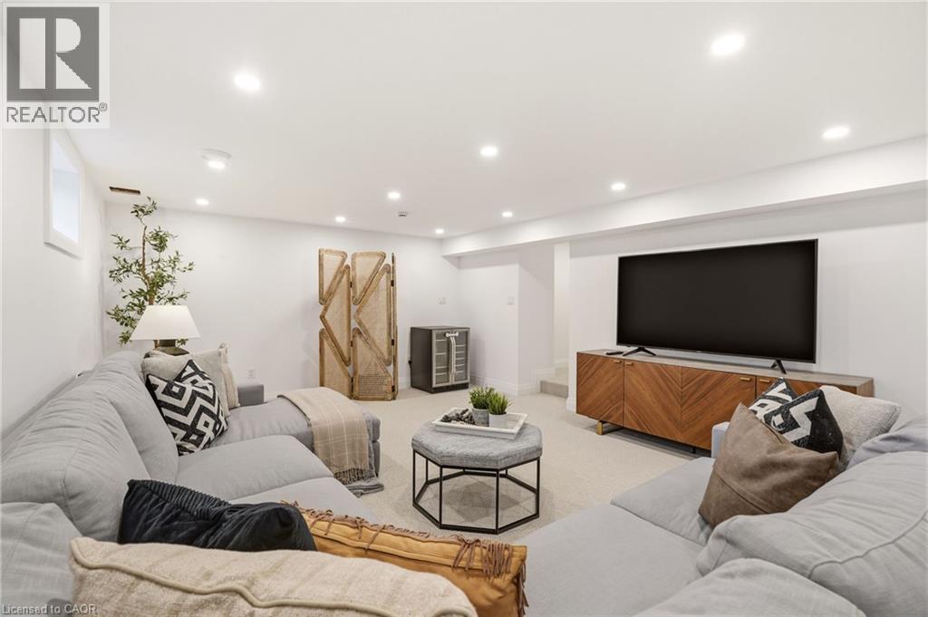 2223 DEYNCOURT Drive, Burlington, Ontario, L7R1W2 — Photo 35