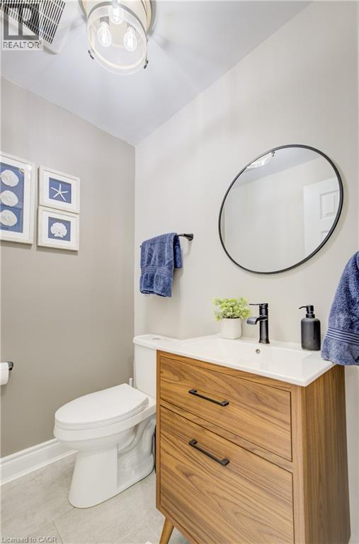 643 PHOEBE Crescent, Burlington, Ontario, L7L6E5 — Photo 10