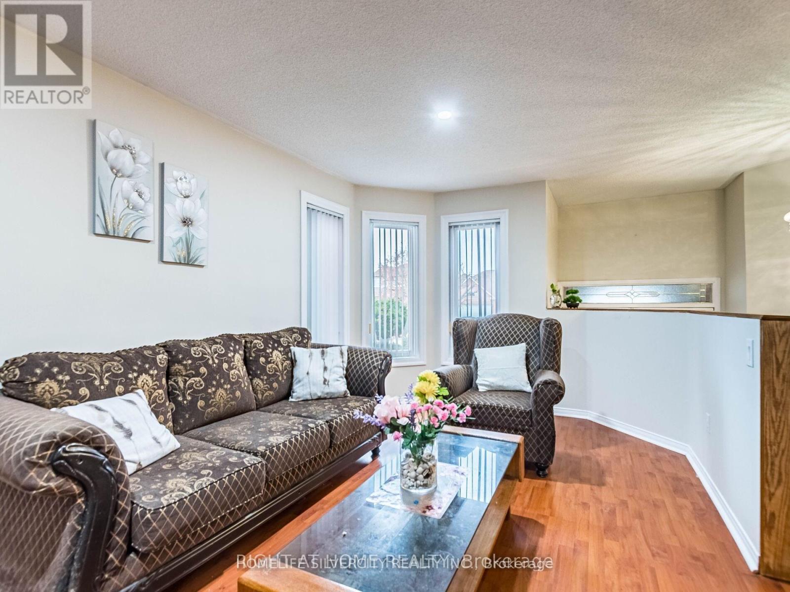 69 RED MAPLE DRIVE, Brampton (Brampton West), Ontario, L6X4M1 — Photo 7