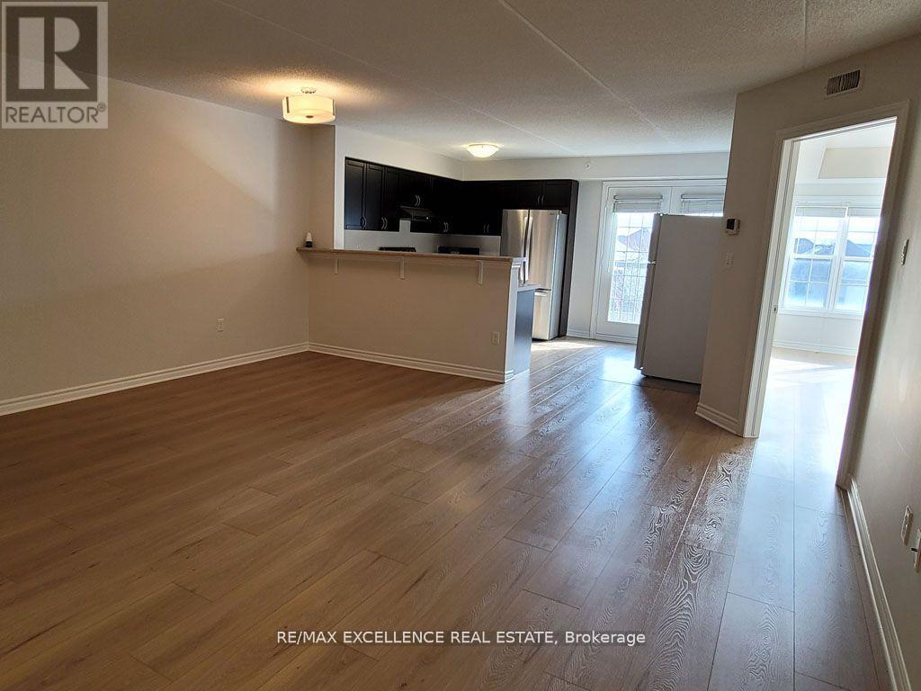 312 - 1350 MAIN STREET E, Milton (DE Dempsey), Ontario, L9T7S7 — Photo 5