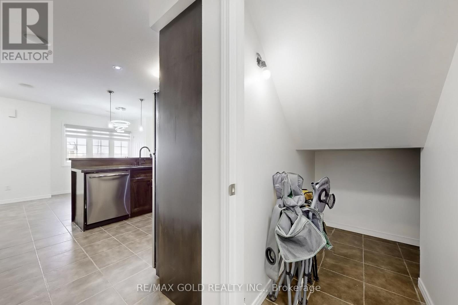 1A - 50 HOWE DRIVE, Kitchener, Ontario, N2E0A3 — Photo 18