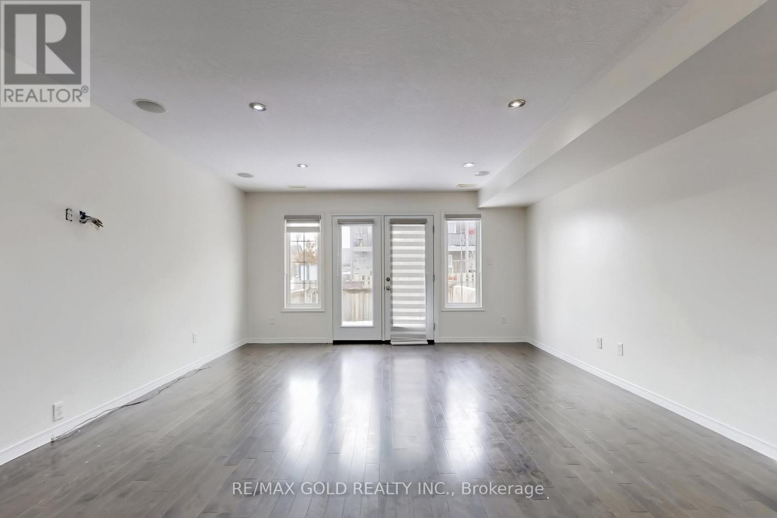 1A - 50 HOWE DRIVE, Kitchener, Ontario, N2E0A3 — Photo 4