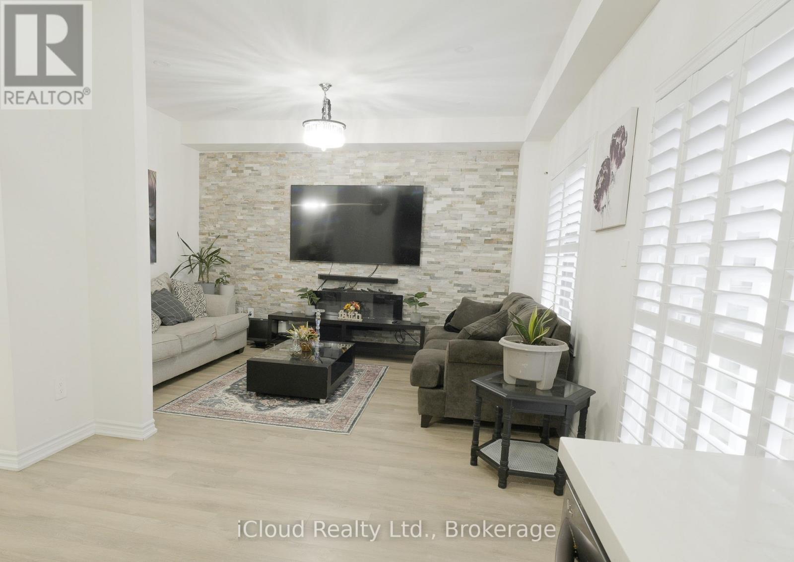 8 WHITTON DRIVE, Brant (Paris), Ontario, N3L0L1 — Photo 8