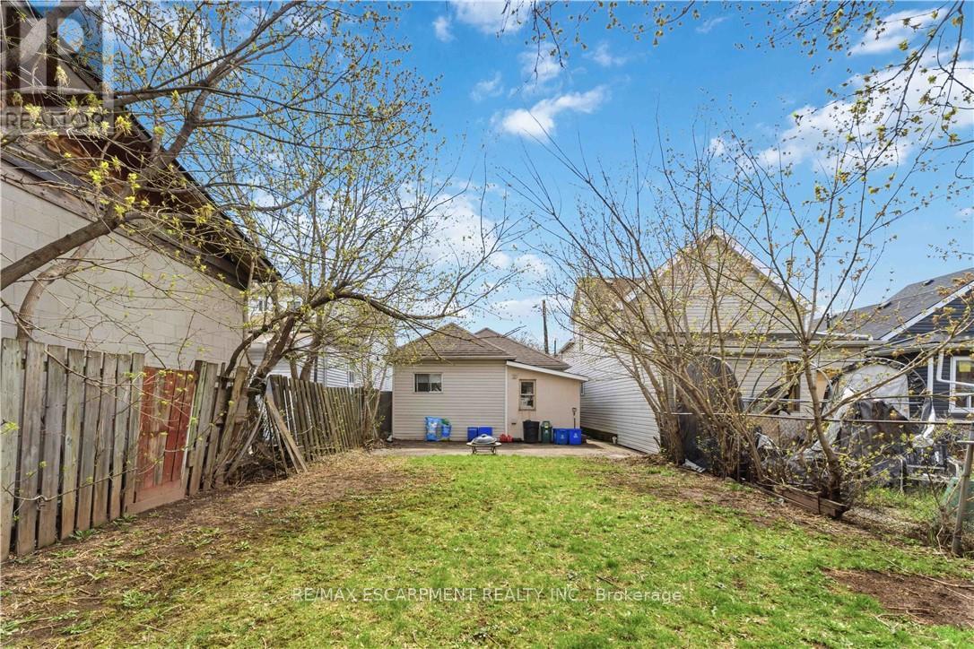 27 EDINBURGH AVENUE, Hamilton (Crown Point), Ontario, L8H2C4 — Photo 20