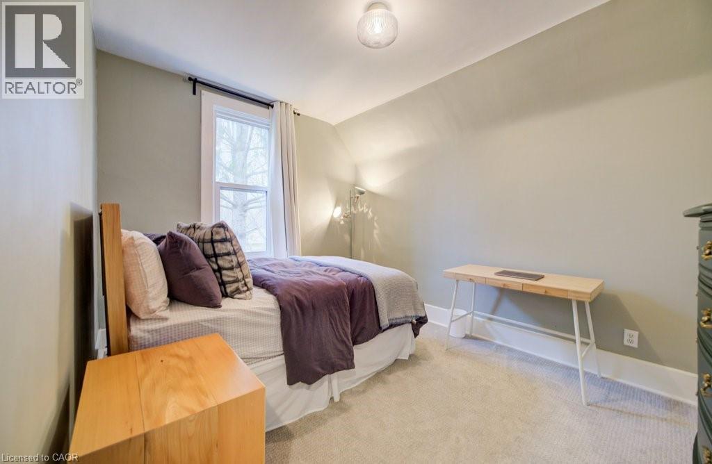 8 SPRING Street E, Waterloo, Ontario, N2J2L8 — Photo 27