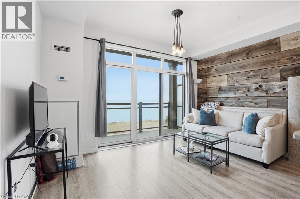 35 SOUTHSHORE Crescent Unit# 330, Hamilton, Ontario, L8E0J2 — Photo 4