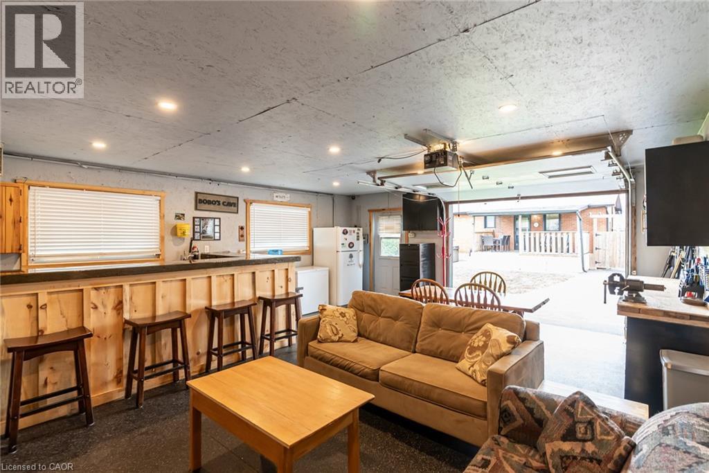 185 DESCHENE Avenue, Hamilton, Ontario, L9A3K3 — Photo 37