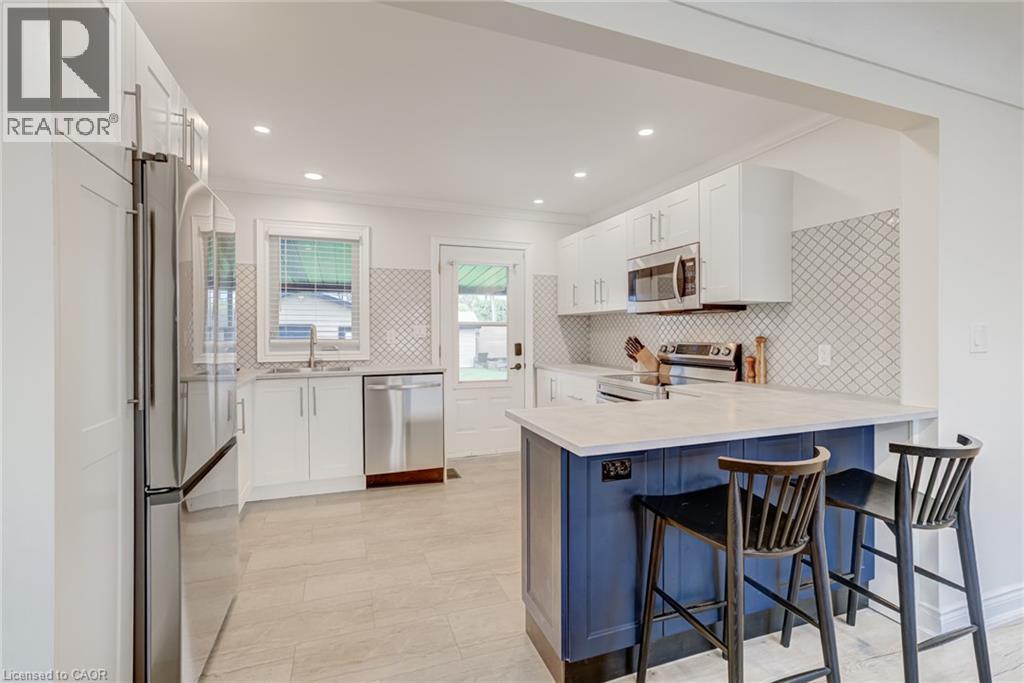 185 DESCHENE Avenue, Hamilton, Ontario, L9A3K3 — Photo 9