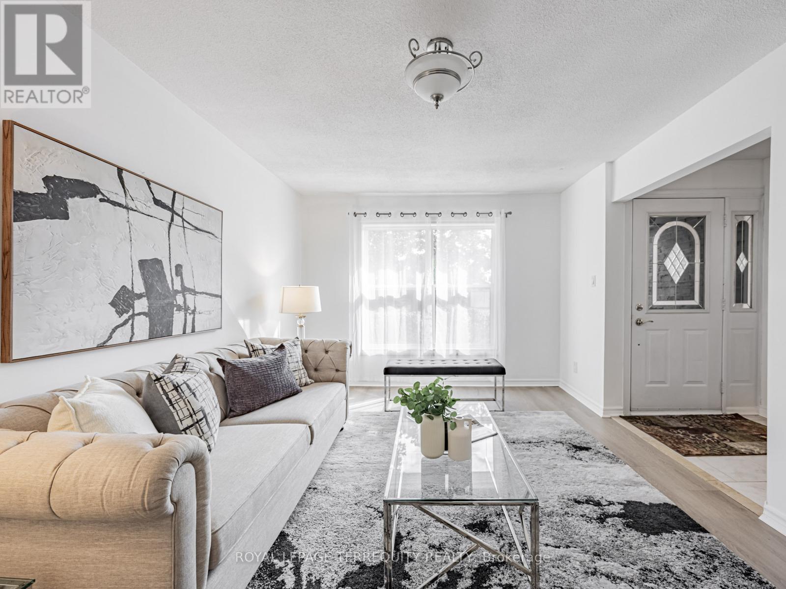 1858 SHADYBROOK DRIVE, Pickering (Amberlea), Ontario, L1V3A8 — Photo 5