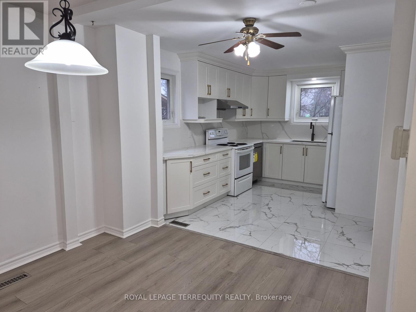 1858 SHADYBROOK DRIVE, Pickering (Amberlea), Ontario, L1V3A8 — Photo 7