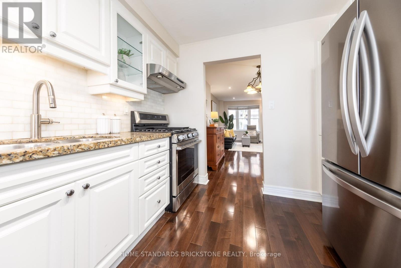 90 CONFEDERATION WAY, Markham (Thornhill), Ontario, L3T5R5 — Photo 8