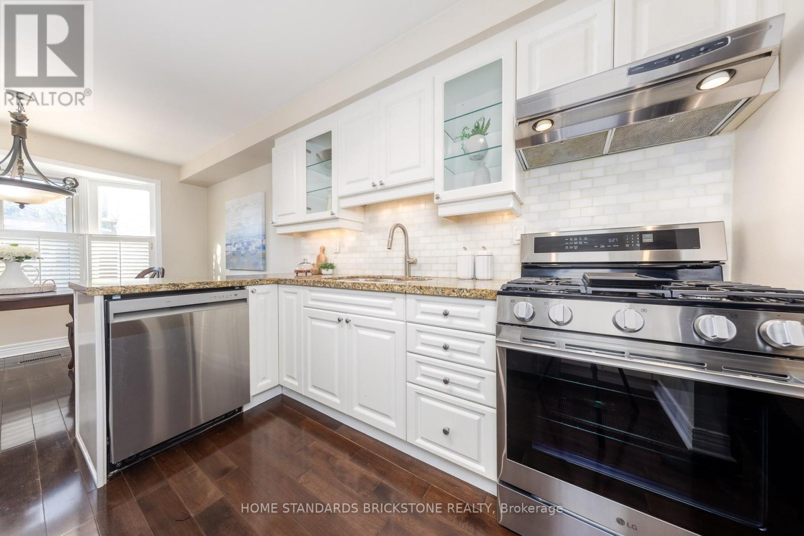 90 CONFEDERATION WAY, Markham (Thornhill), Ontario, L3T5R5 — Photo 9