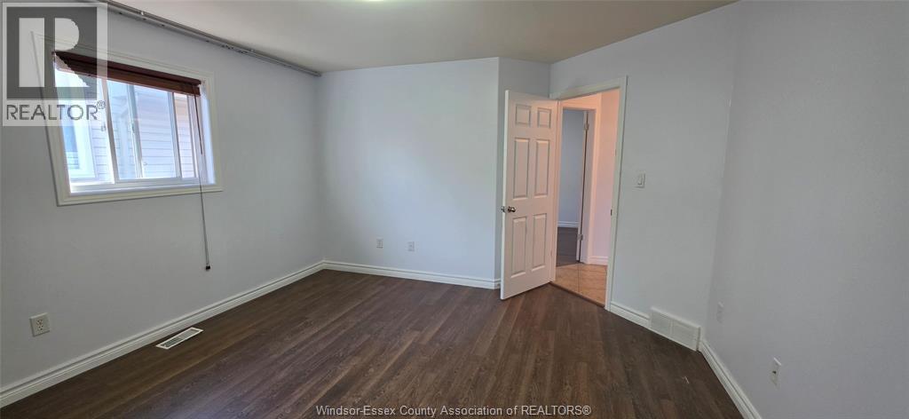 4628 FONTANA, Windsor, Ontario, N9G3C8 — Photo 10