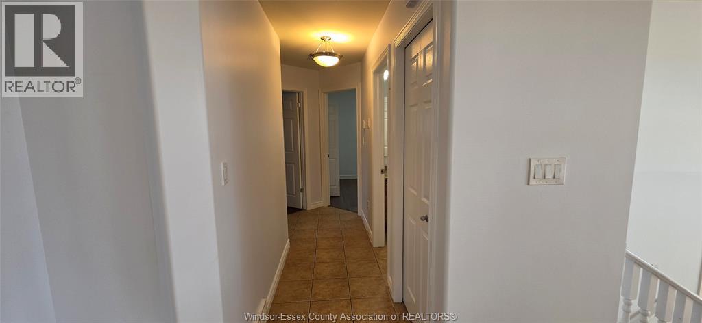 4628 FONTANA, Windsor, Ontario, N9G3C8 — Photo 7