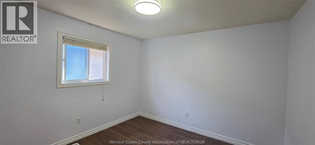 4628 FONTANA, Windsor, Ontario, N9G3C8 — Photo 9