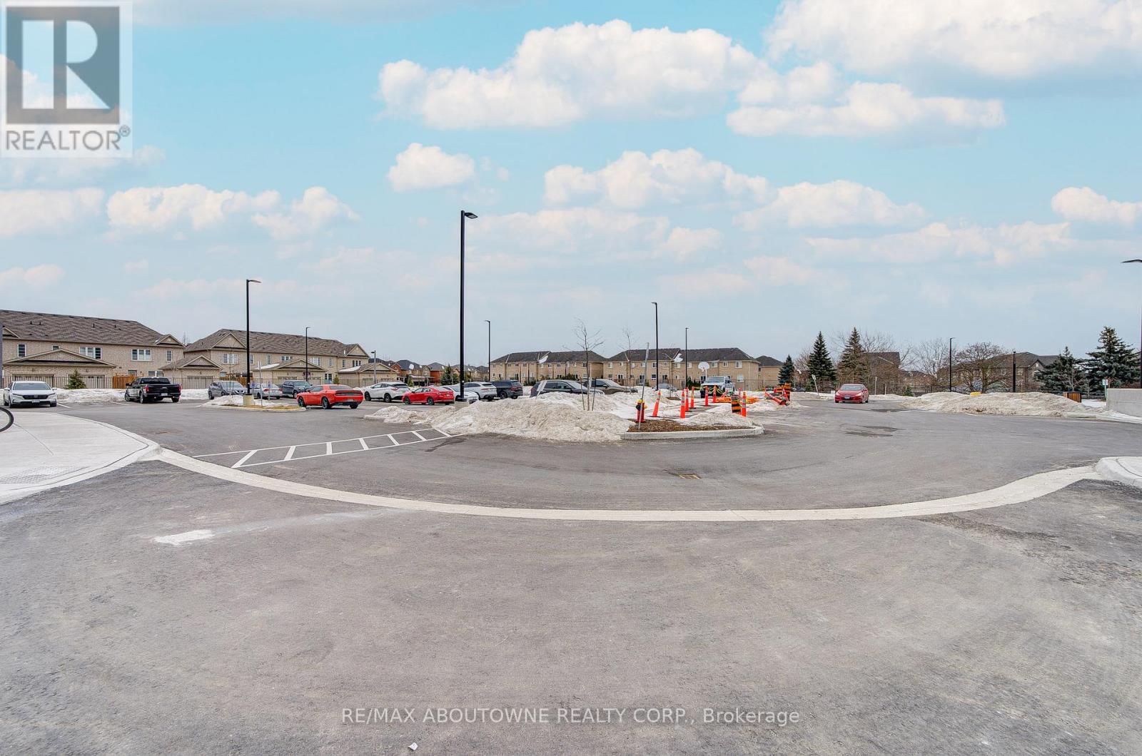 604 - 2333 KHALSA GATE, Oakville (WM Westmount), Ontario, L6M0X7 — Photo 4