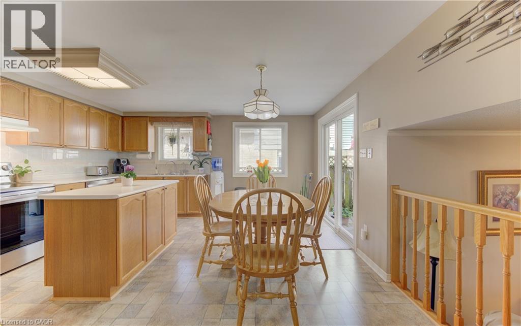 7 KILKERRAN Crescent, Kitchener, Ontario, N2R1B6 — Photo 10