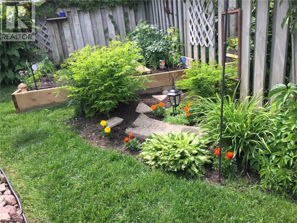 7 KILKERRAN Crescent, Kitchener, Ontario, N2R1B6 — Photo 39