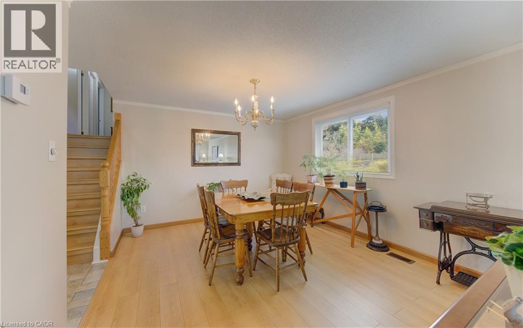 7 KILKERRAN Crescent, Kitchener, Ontario, N2R1B6 — Photo 6