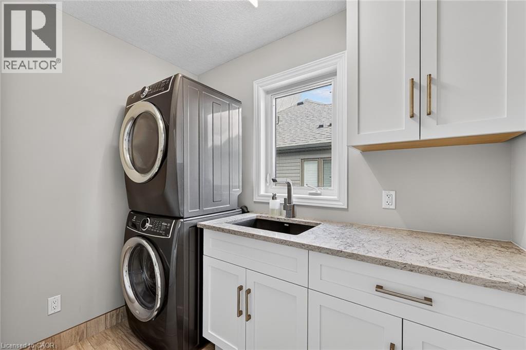 349 MASTERS Drive, Woodstock, Ontario, N4T0L2 — Photo 36