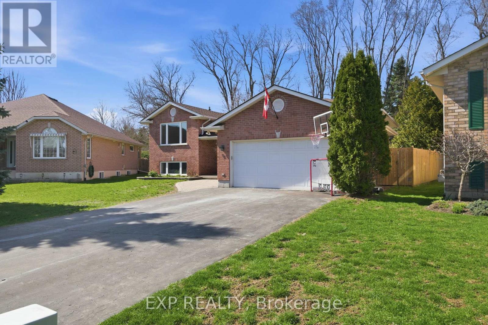 8 HENDERSON LANE, Brighton, Ontario, K0K1H0 — Photo 3