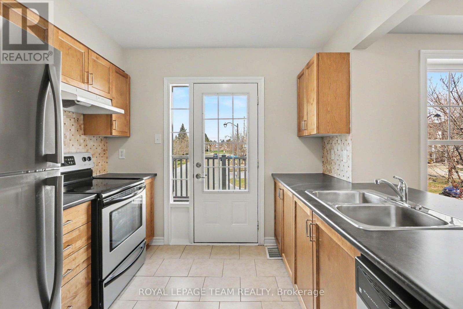 2100 MADRID AVENUE, Ottawa, Ontario, K2J0K4 — Photo 14